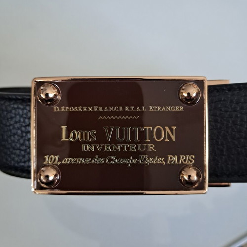 Louis Vuitton vintage leather belt with steel buckle, 120cm