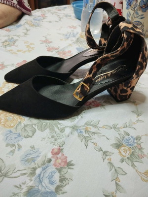 Suede pumps with leopard detail, new size 37