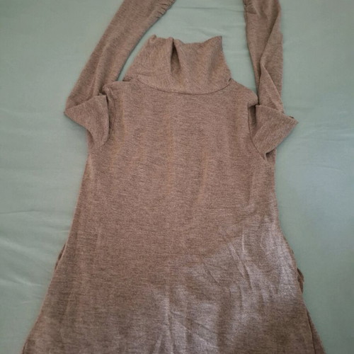 Blouse long-sleeve with turtleneck like new, size M, black