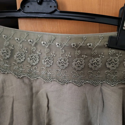 Skirt and shirt set like new, beige and olive, size medium/3