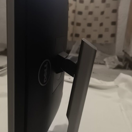 Dell rotating monitor