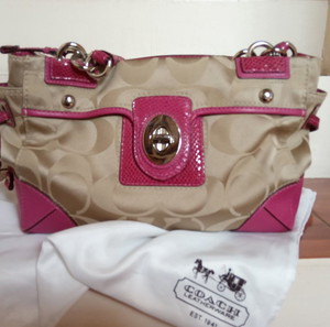 Coach Vintage Monogram C