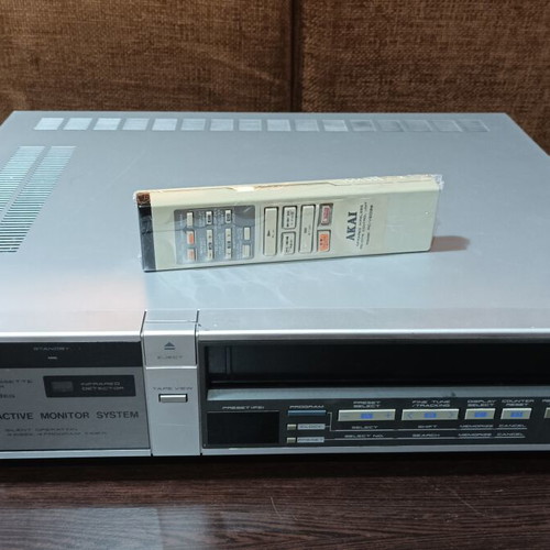Akai VS-303 EG VHS VCR video cassette recorder player used, for repair