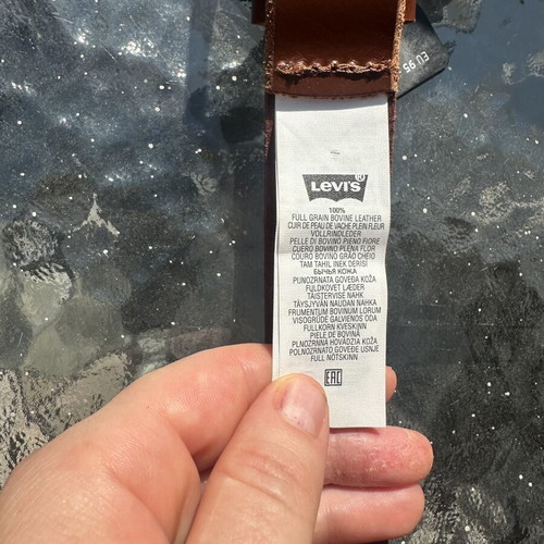 Levi's leather belt, brown, size 95