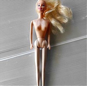 Barbie κουκλα χωρις ρουχα