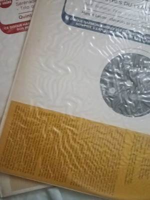 Συλλεκτικοί δίσκοι βινυλίου σαν καινούργιοι στην αρχική συσκευασία