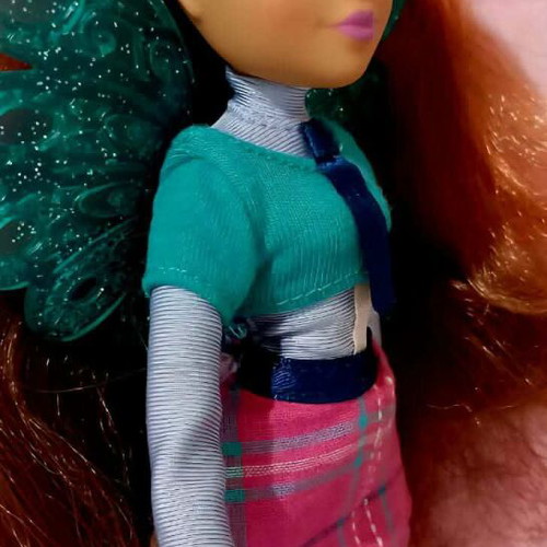 Winx Club Aisha Layla Fairy School doll like new with wings and authentic outfit