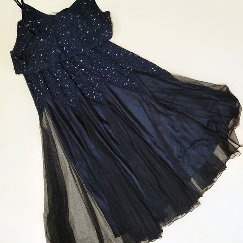 Maxi blue dress embroidered with sequins and beads, size 44, new