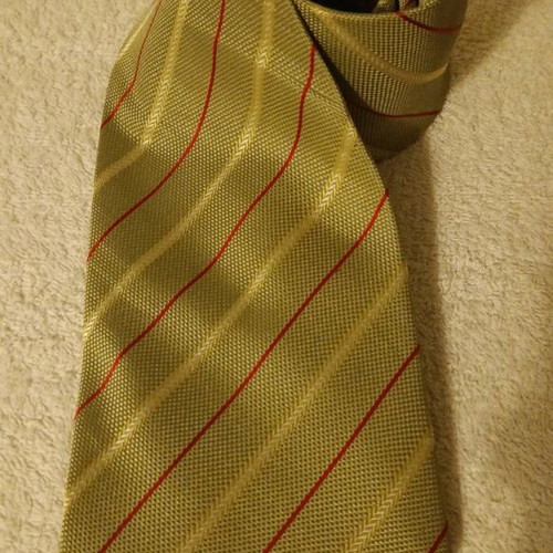 Luciano Soprani men's tie olive with red stripes like new