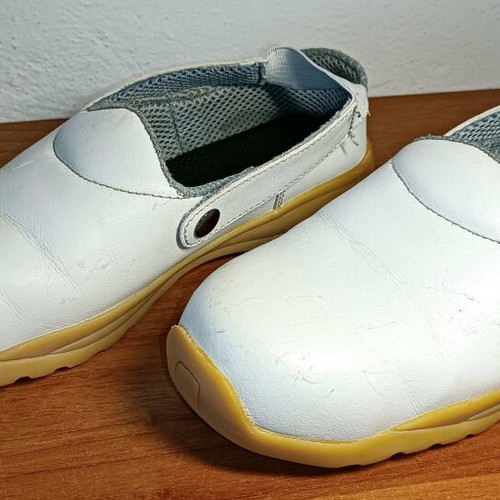 Waterproof SEBA No41 clogs white in good used condition
