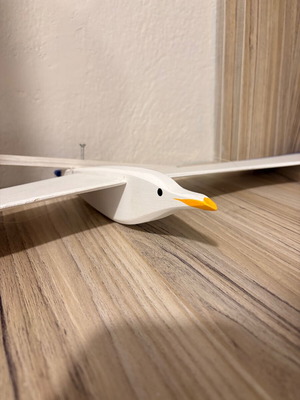 Wooden decorative seagull