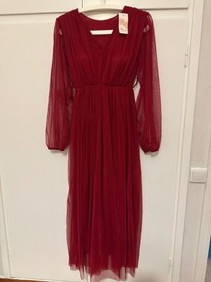 Official women's dress new, red, one size with tulle belt