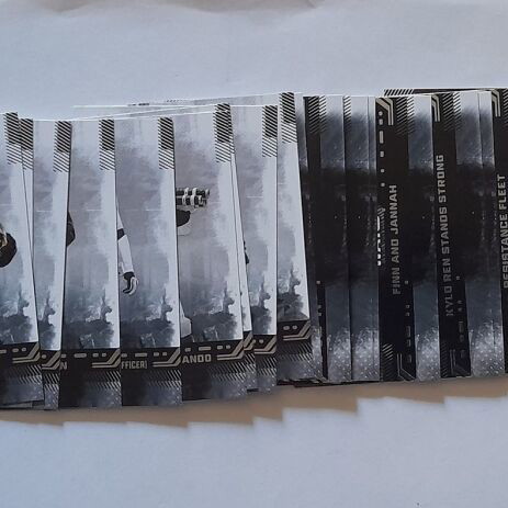 Star Wars cards like new, pack of 88 from various collections