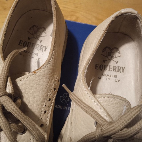 Equerry leather beige shoes size 26 like new