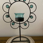 Sunflower-Shaped Candle Holder used with blue glass beads and free electronic candle