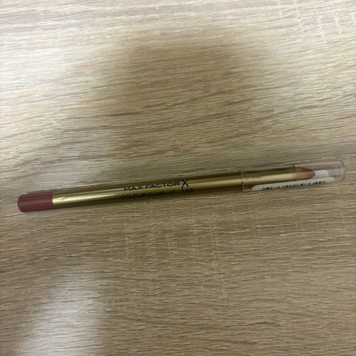 Max Factor lip liner like new, shade 005