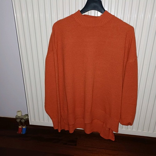 Blouse like new with soft texture, one size