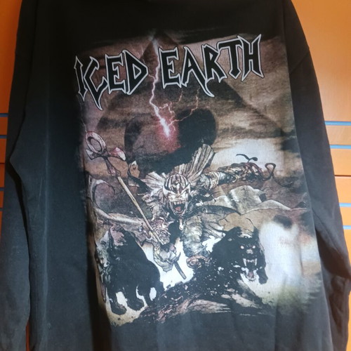 Iced Earth hoodie used with minor print cracks