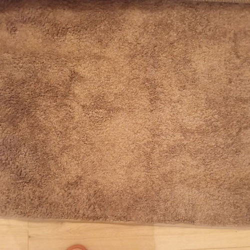 Modern acrylic rug like new, purple, 2.20m x 2.90m, low pile
