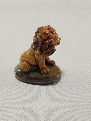 Lion miniature decorative table figurine used, height 6cm