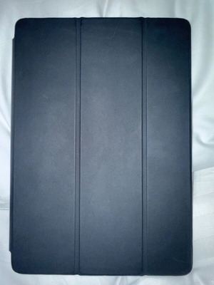 Ipad 6th generation like new with Apple Pencil and Apple case