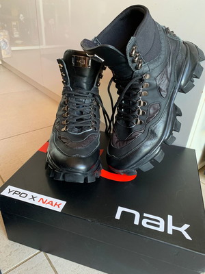NAK SNEAKER-3 YPO унисекс ботуш употребяван, номер 42, черен