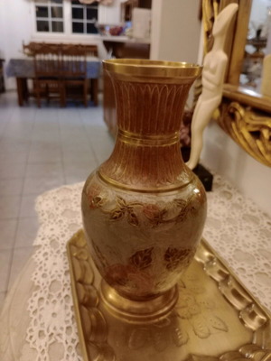 Cloisonne vase authentic with filigree technique like new