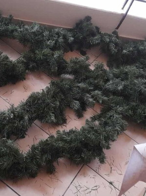 Christmas garlands like new, 4 pieces of 3 meters each