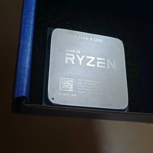 AMD Ryzen 3 1200 processor like new for AM4 Socket