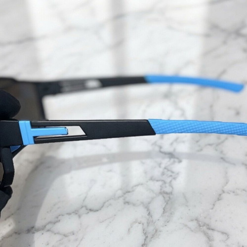 Sport Shield sunglasses like new, black-cyan blue mirror lenses