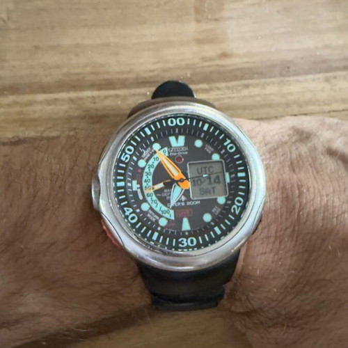 Citizen Promaster Aqualand Eco-Drive JV0000-01E watch like new