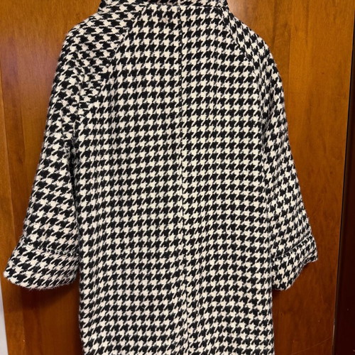 Pied de poule coat like new, black and white, size M