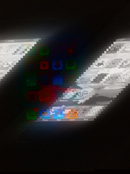 iPhone 2G 1 st generation