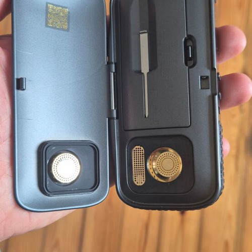 AirVape Legacy Pro 2 vaporizer like new with wireless charging and capsules