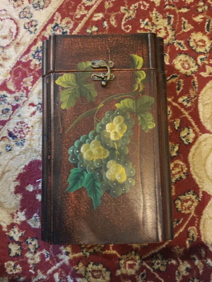 Vintage two-position hand-painted wine case like new