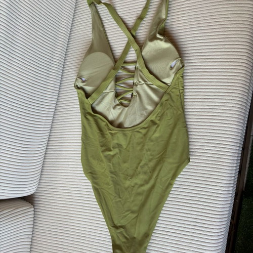 Forebelle swimsuit green pistachio with wooden buttons size M new