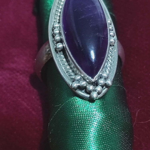 Silver ring 925 with amethyst like new, size 18