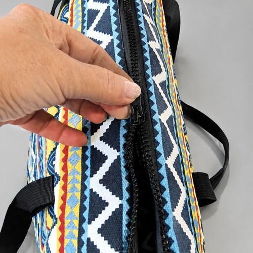 Lyla Shoulder Sling Pet Carrier like new, breathable for small pets