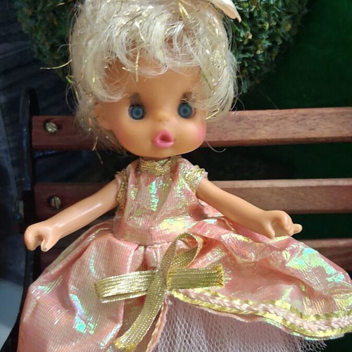 El Greco Happy Sister doll with original dress and hairstyle