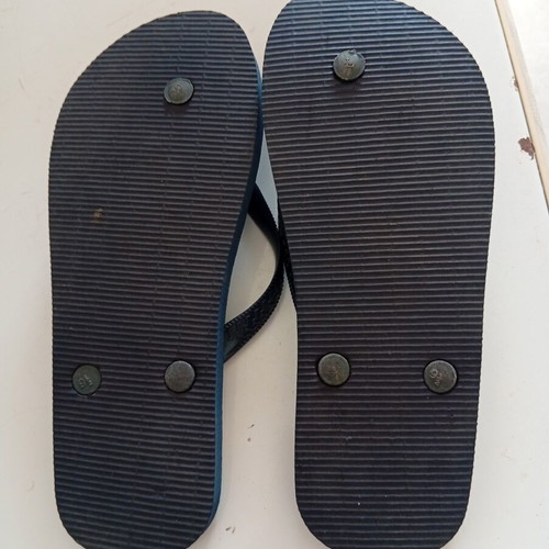 Women's flip flops size 40 like new, black and blue