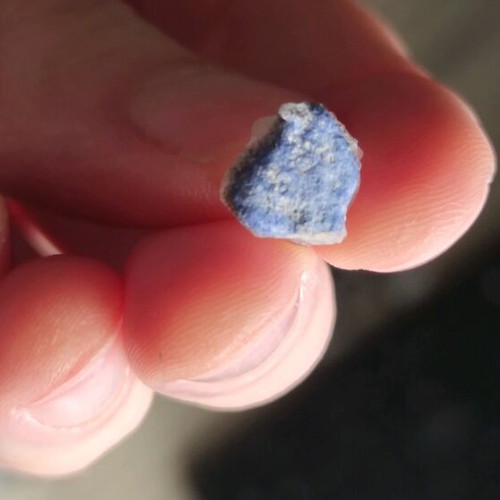 Dumortierite on quartz new