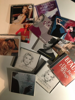 CD used, pack of 12, various music genres