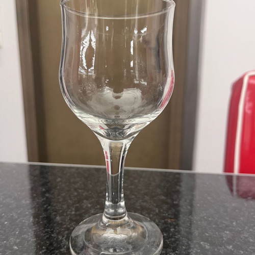 Wine glasses set of 9 like new without damage