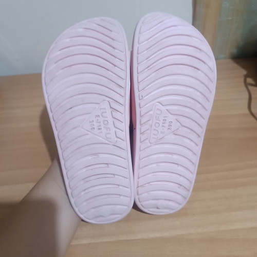Luofo Tikes slippers pink size 30-31 used