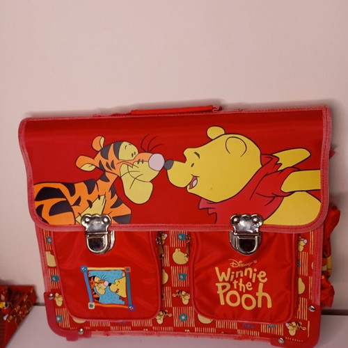 Disney Winnie the Pooh & Tigger School Bag like new, red