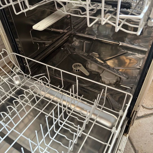 Miele G 656 built-in dishwasher used, needs water pump repair
