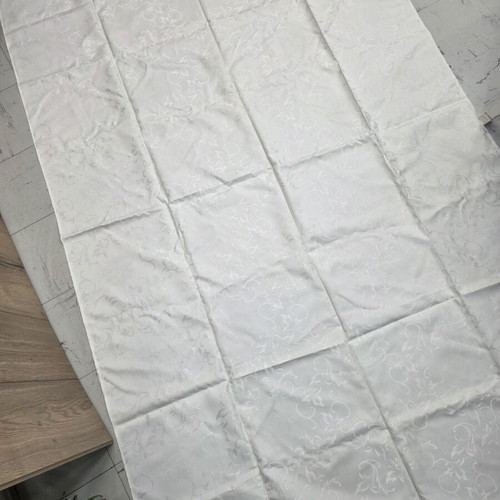 Tablecloth with embossed design new