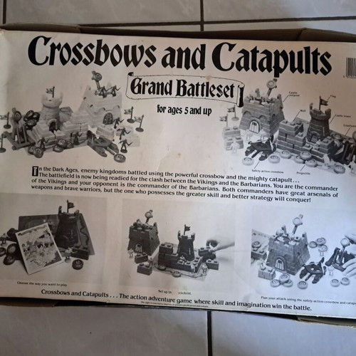 Crossbows and Catapults Grand Battleset board game Action GT