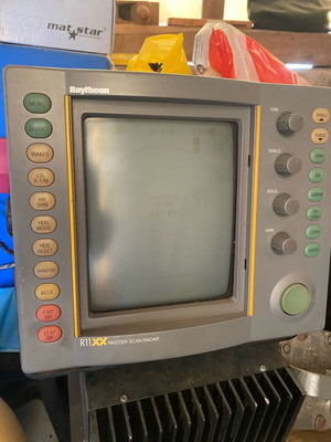 Raytheon R11xx Raster Scan boat radar used
