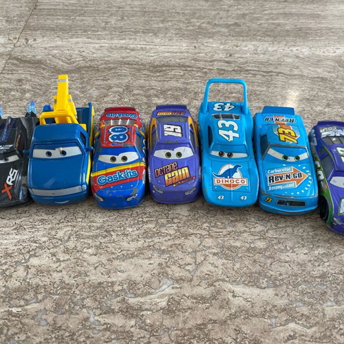 Mac Queen toy cars used, pack of over 45 pieces